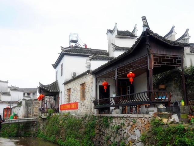 新天然气:全资子公司竞得两个区块的页岩气资源探矿权